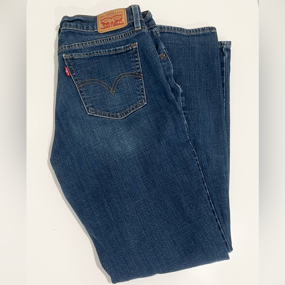 Levi’s 415 Women’s Bootcut Jean Size 29